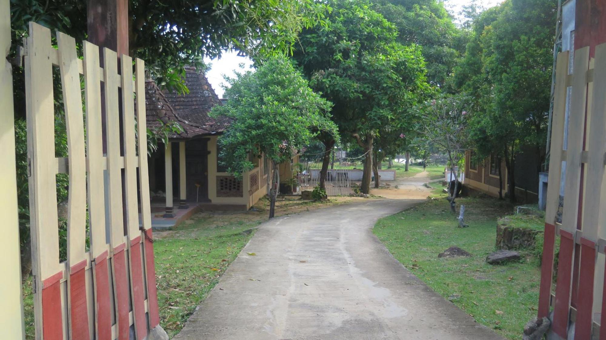 Mangrove Inn การีมุนยาวา ภายนอก รูปภาพ