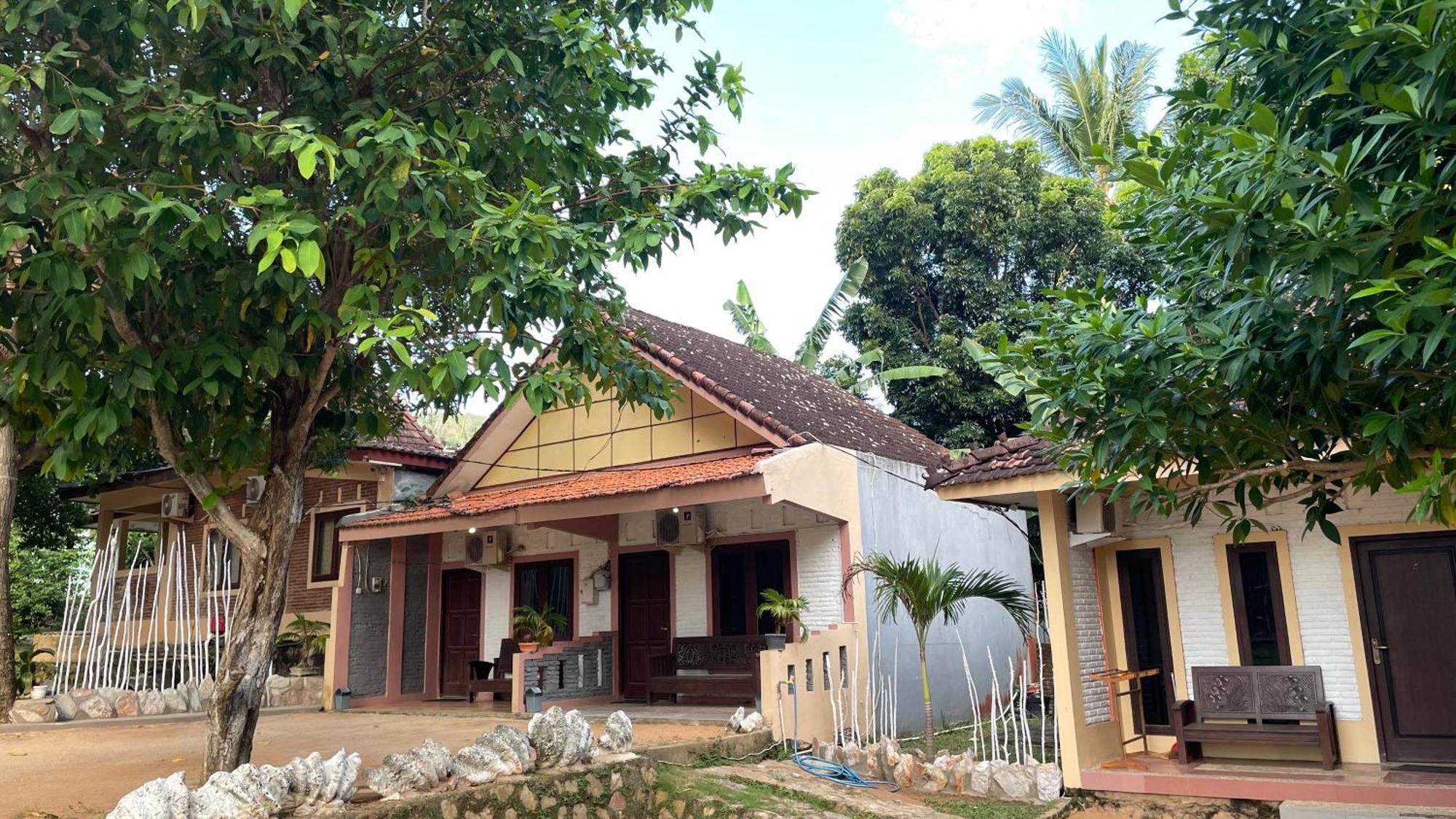 Mangrove Inn การีมุนยาวา ภายนอก รูปภาพ