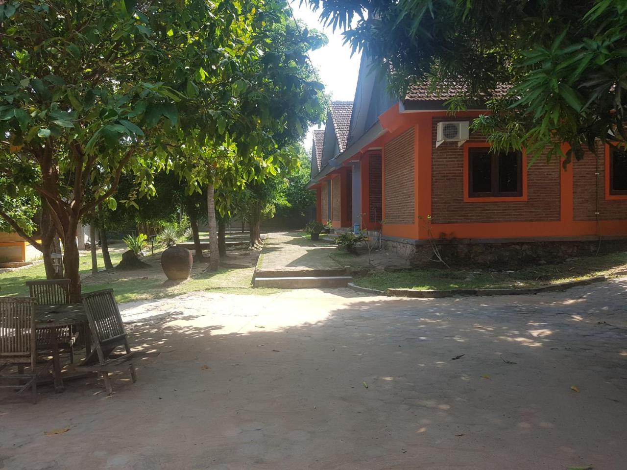 Mangrove Inn การีมุนยาวา ภายนอก รูปภาพ