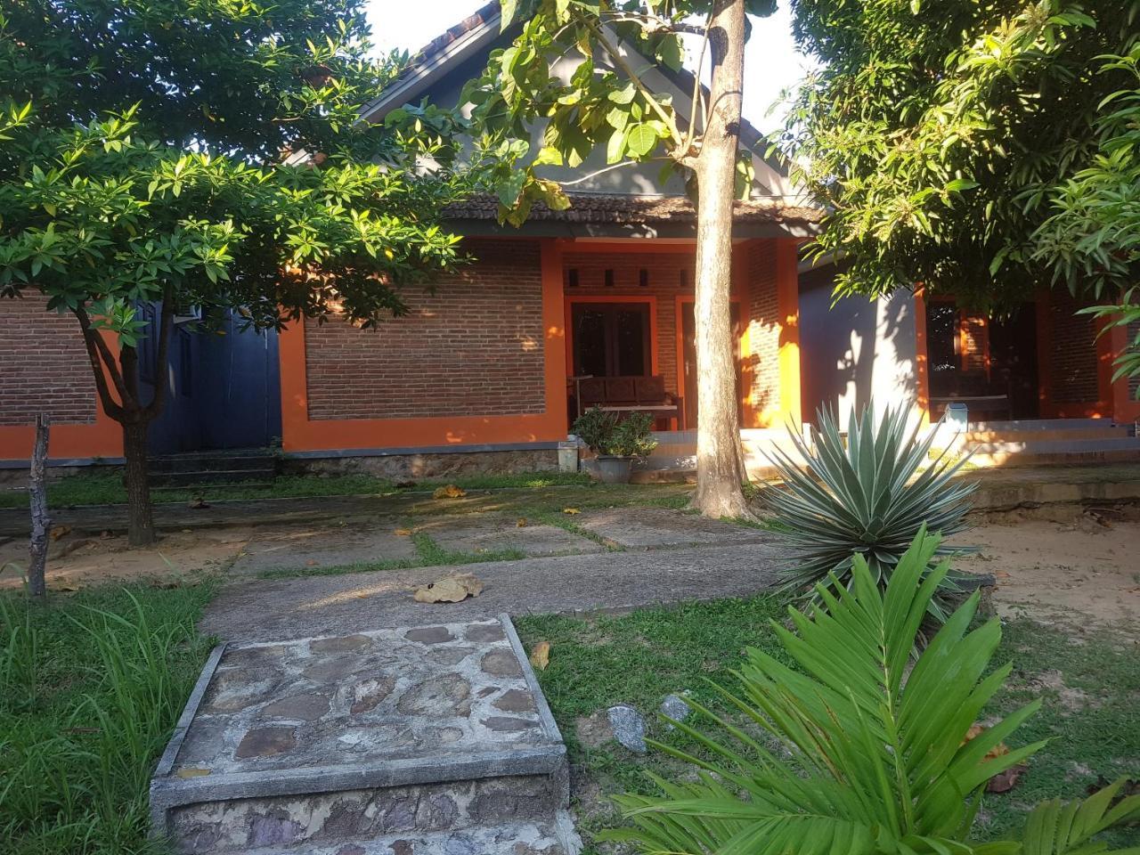 Mangrove Inn การีมุนยาวา ภายนอก รูปภาพ